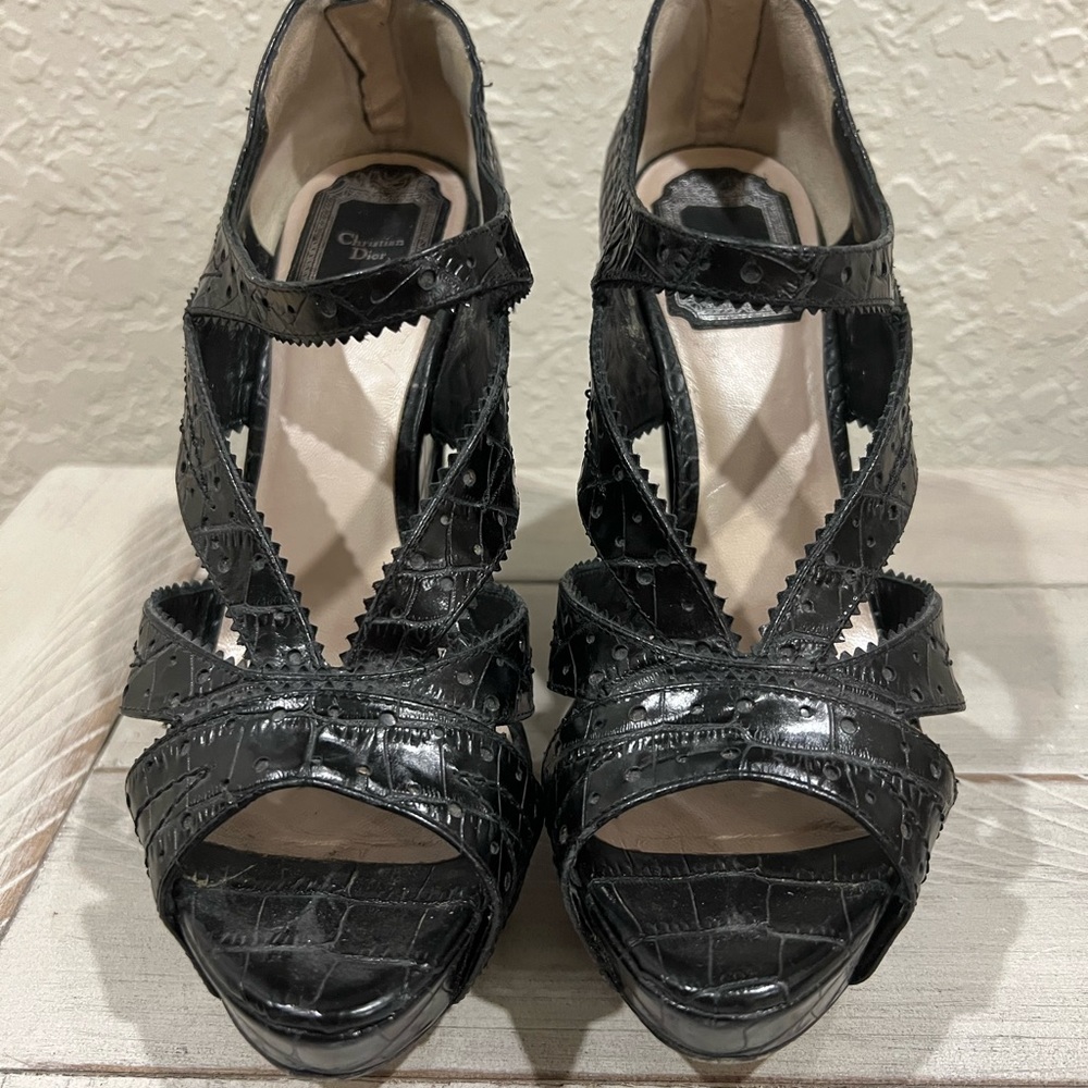 Dior crocodile-embossed leather wedges - Picture 2 of 16